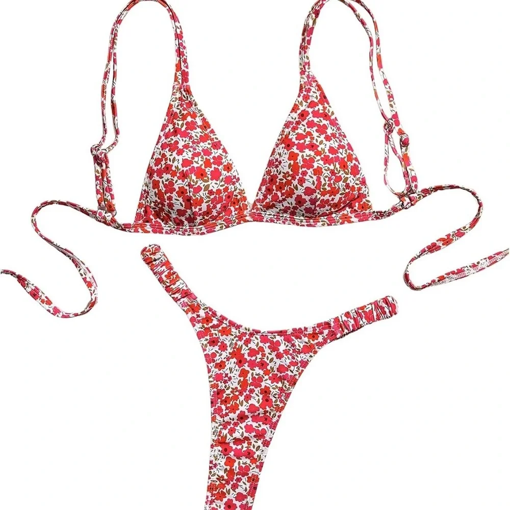Floral Bikini - Picture 5 of 7